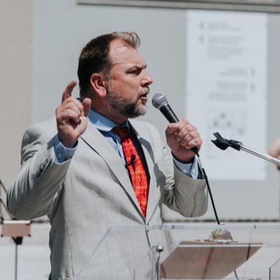 Artur Pawlowski